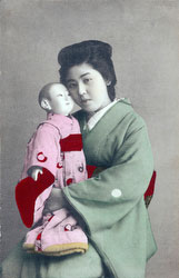 70612-0009 - Woman with Doll