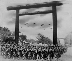 120821-0067 - Troops at Yasukuni