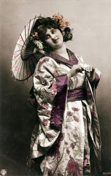 130125-0041 - Western Woman in Kimono